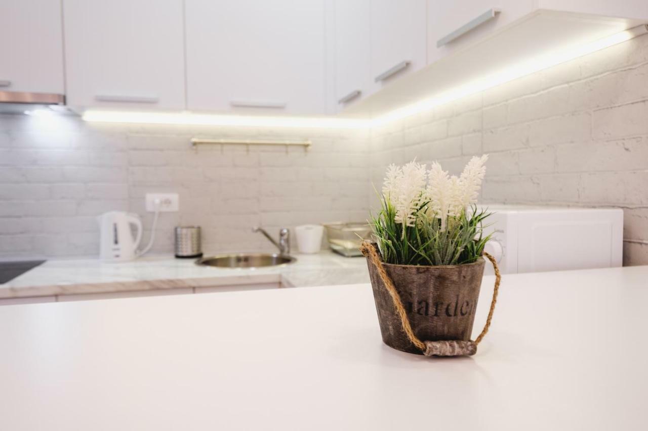 Apartment Hana Lux Belgrado Exterior foto