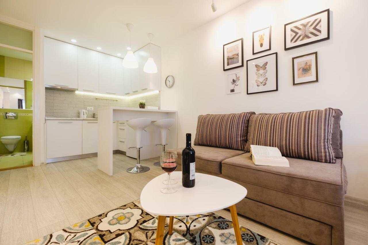 Apartment Hana Lux Belgrado Exterior foto