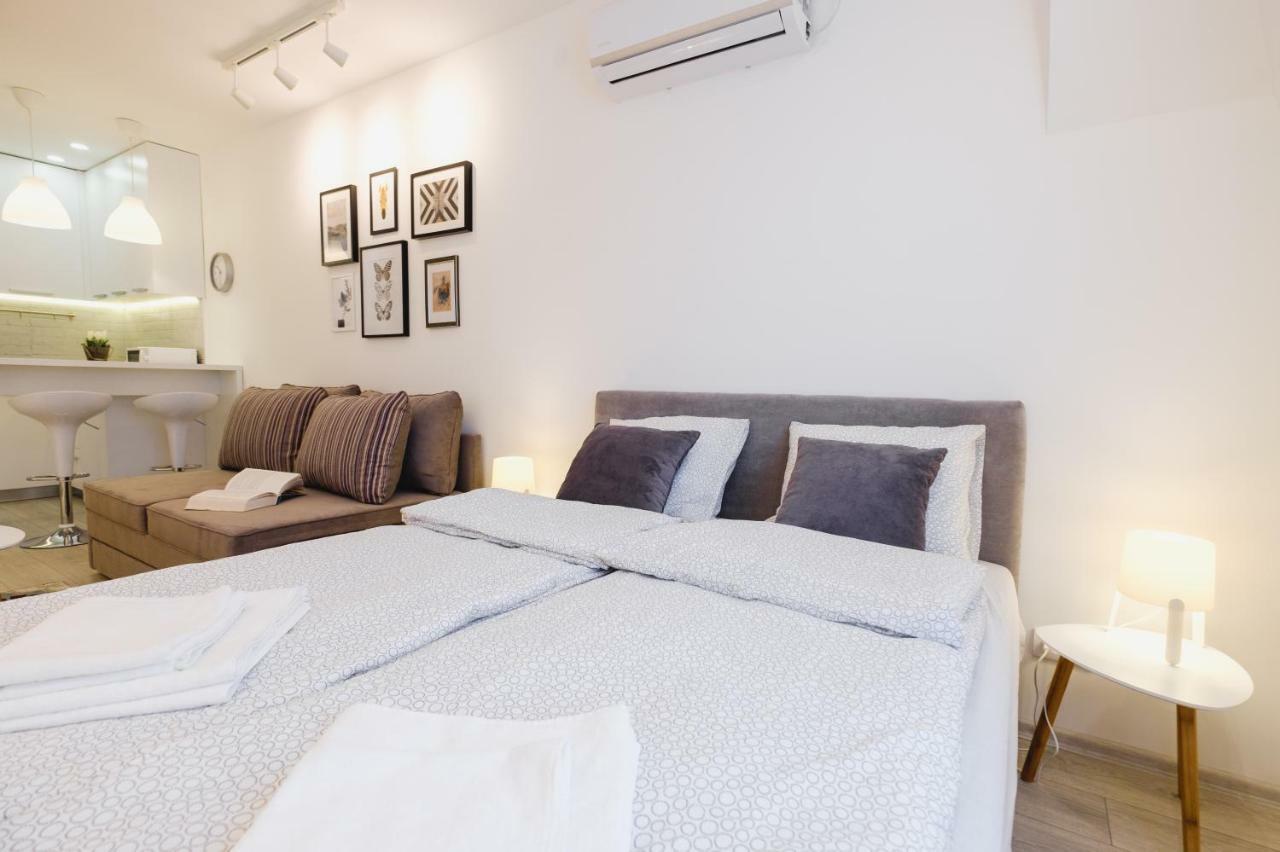 Apartment Hana Lux Belgrado Exterior foto